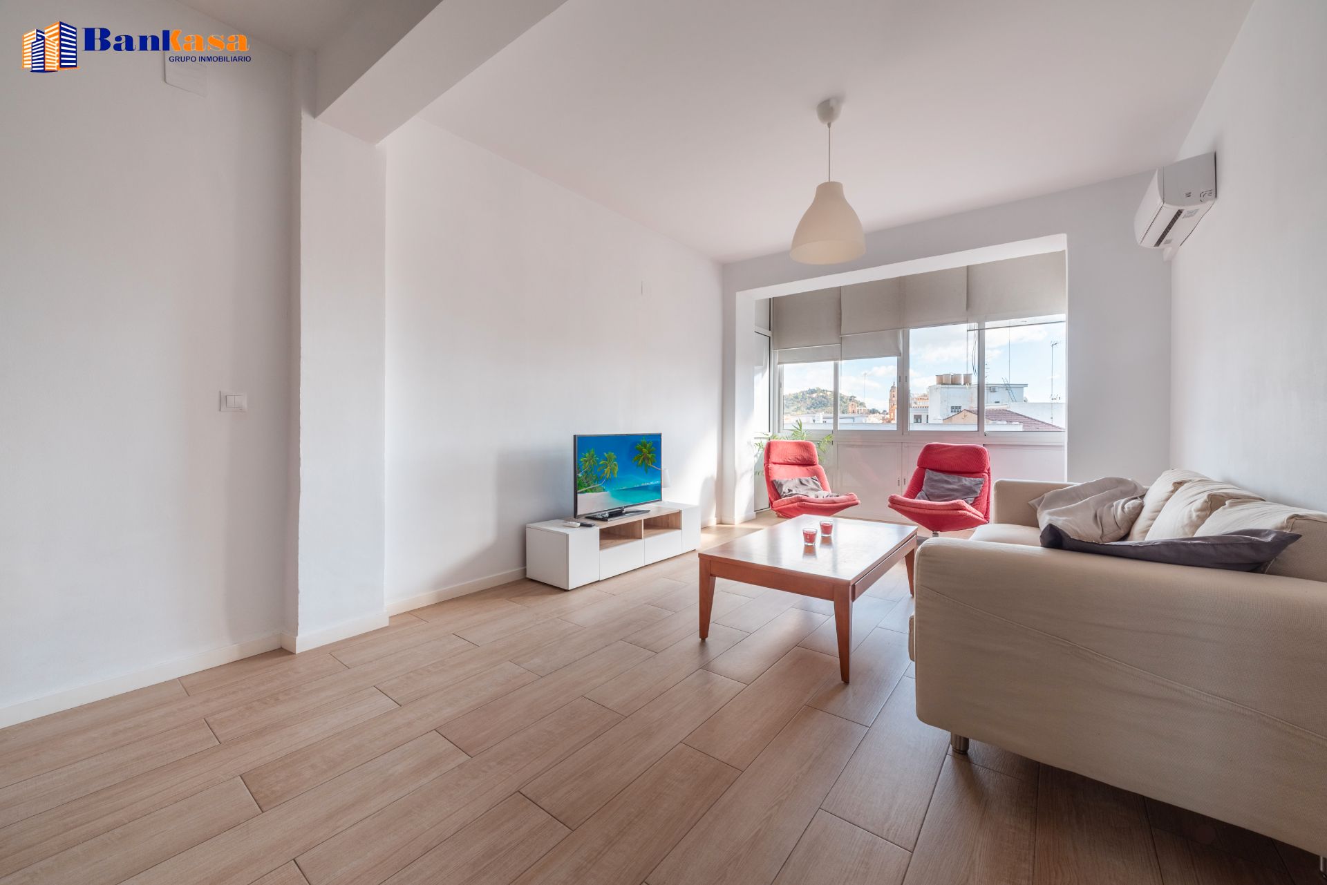 Living room of Flat for sale in Málaga Capital  with Air Conditioner and Terrace