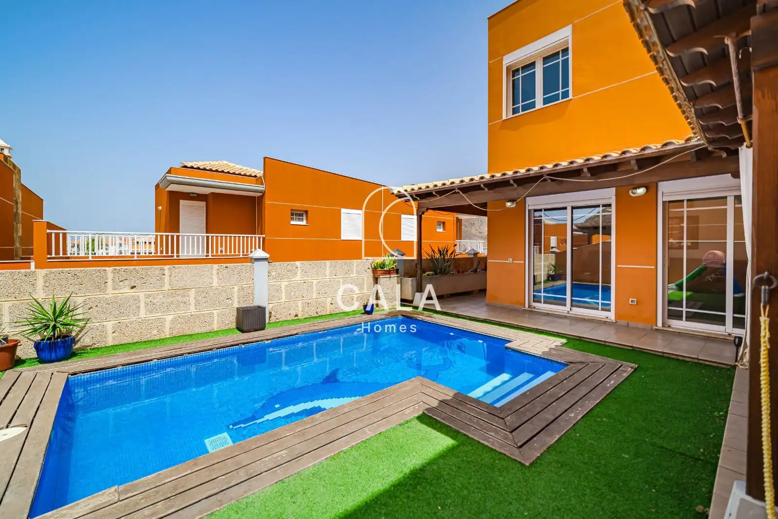Exterior view of Houses for sale in Adeje  with Air Conditioner, Heating and Terrace