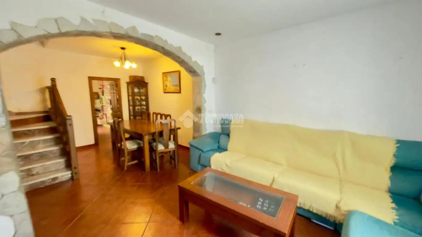 Sala d'estar de Casa o xalet en venda en Los Barrios amb Aire condicionat, Calefacció i Terrassa