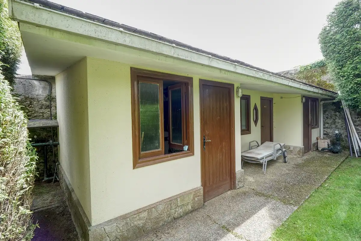 Vista exterior de Casa o xalet en venda en Sada (A Coruña) amb Calefacció, Jardí privat i Parquet