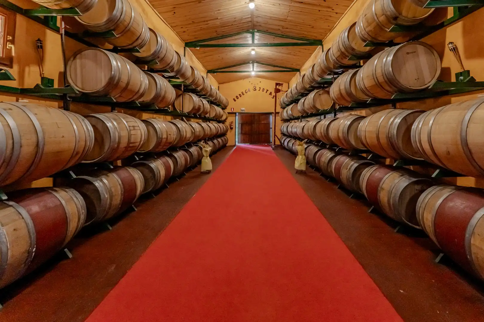 Finca rústica en venta en Laguna de Duero con Aire acondicionado, Calefacción y Jardín privado