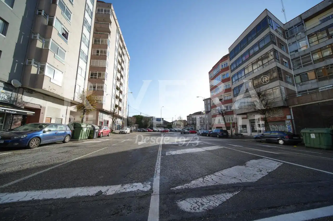 Außenansicht von Residential zum Verkauf in Vigo 