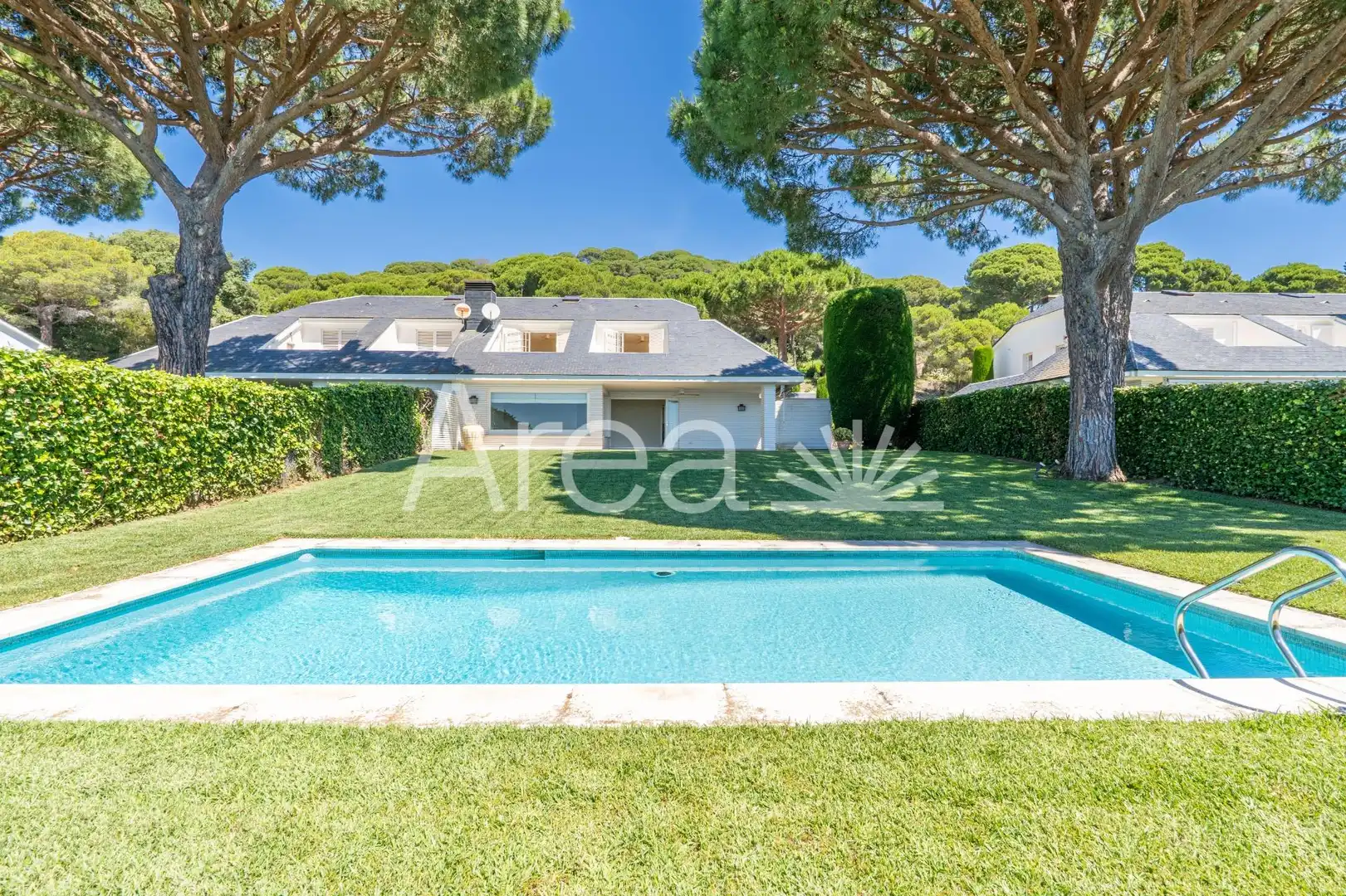 Exterior view of Houses for rent in Sant Andreu de Llavaneres  with Air Conditioner, Heating and Private garden