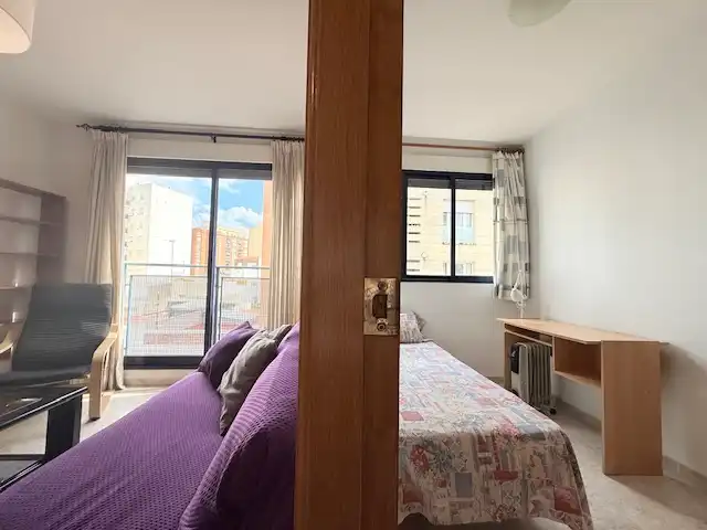Habitación de Piso en venta en Castellón de la Plana / Castelló de la Plana con Aire acondicionado