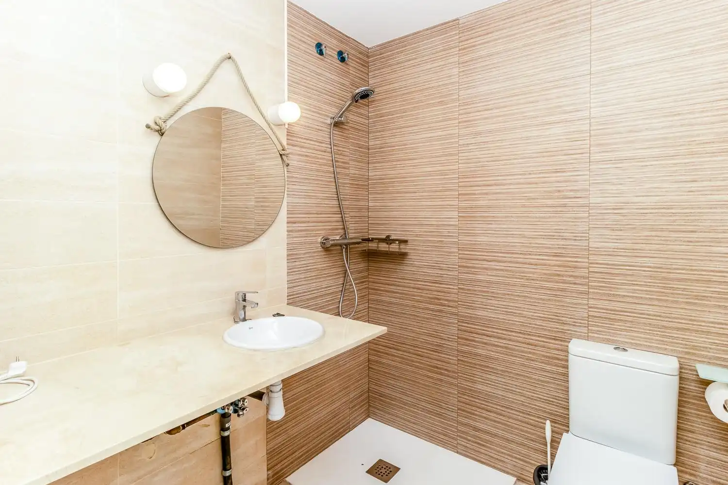 Baño de Edificio en venta en Castellar del Vallès