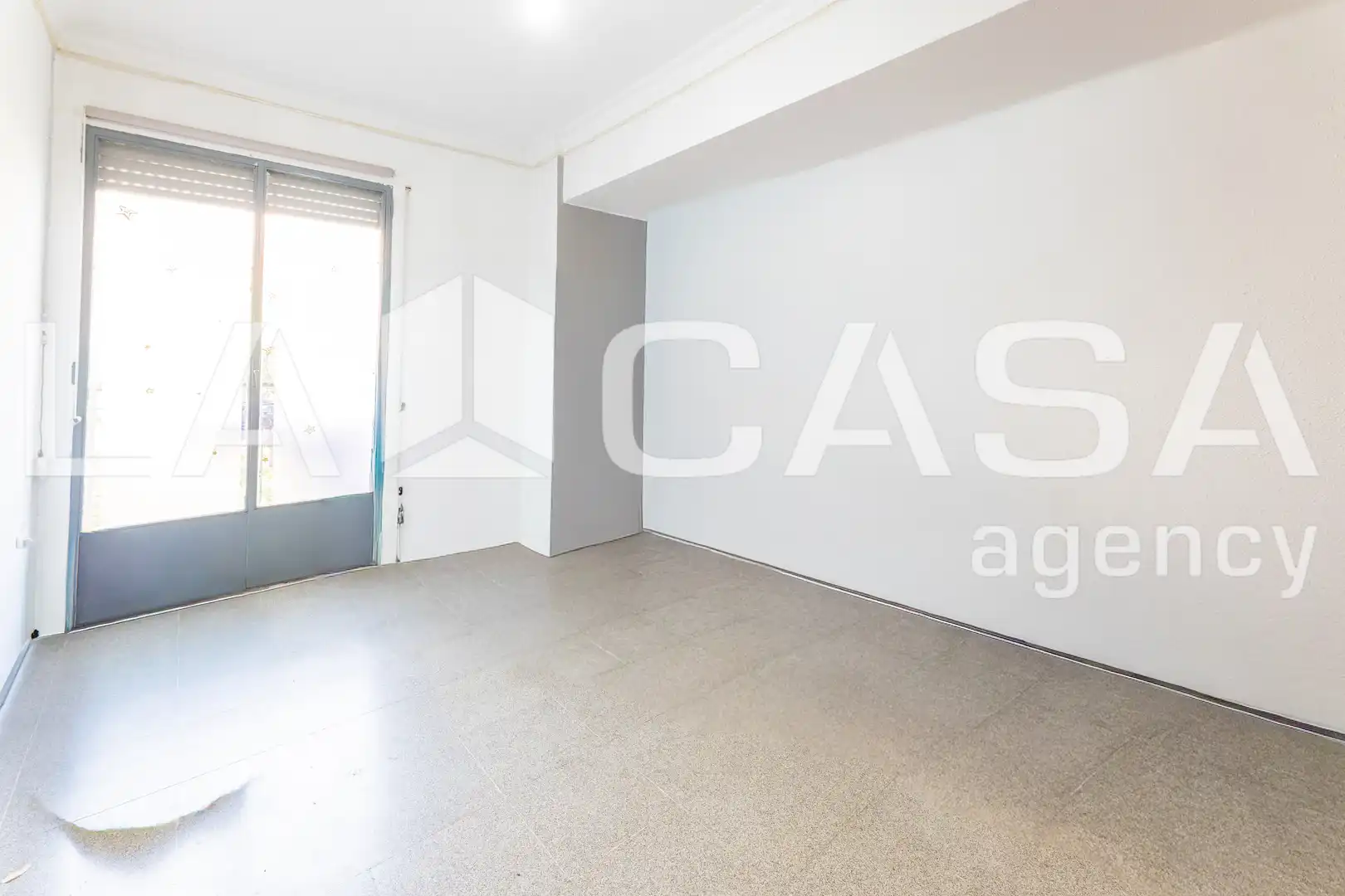 Piso en venta en Valencia con Balcón