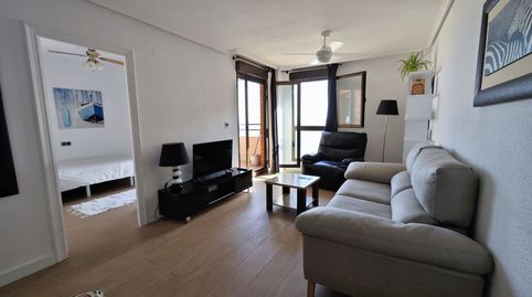 Foto 3 von Wohnung zur Miete in Avenida Avenida de San Bartolomé de Tirajana, Los Arenales del Sol, Elche / Elx
