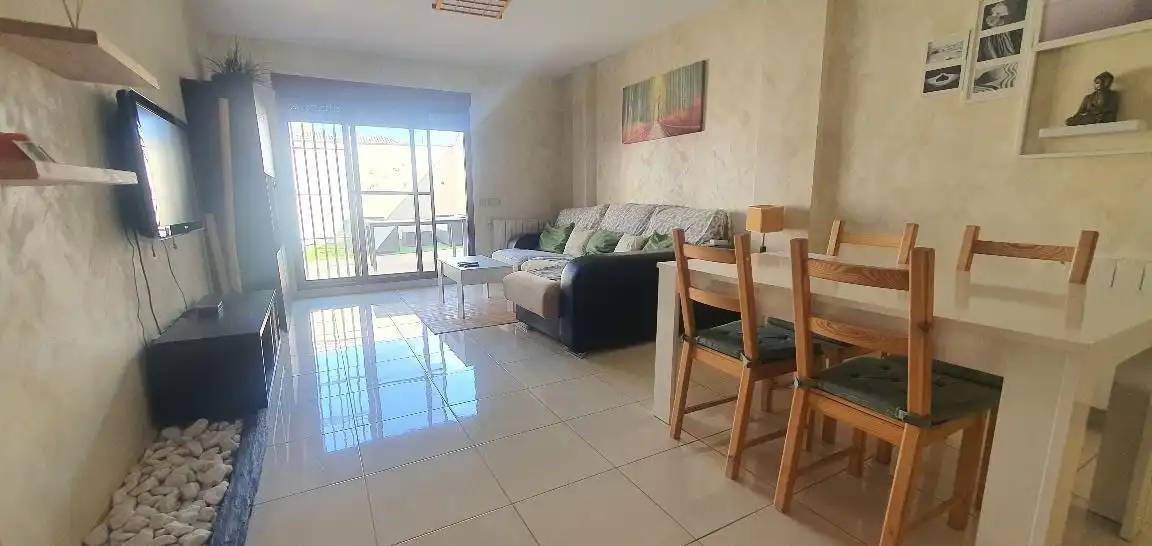 Sala d'estar de Casa adosada en venda en Hellín amb Aire condicionat, Calefacció i Parquet
