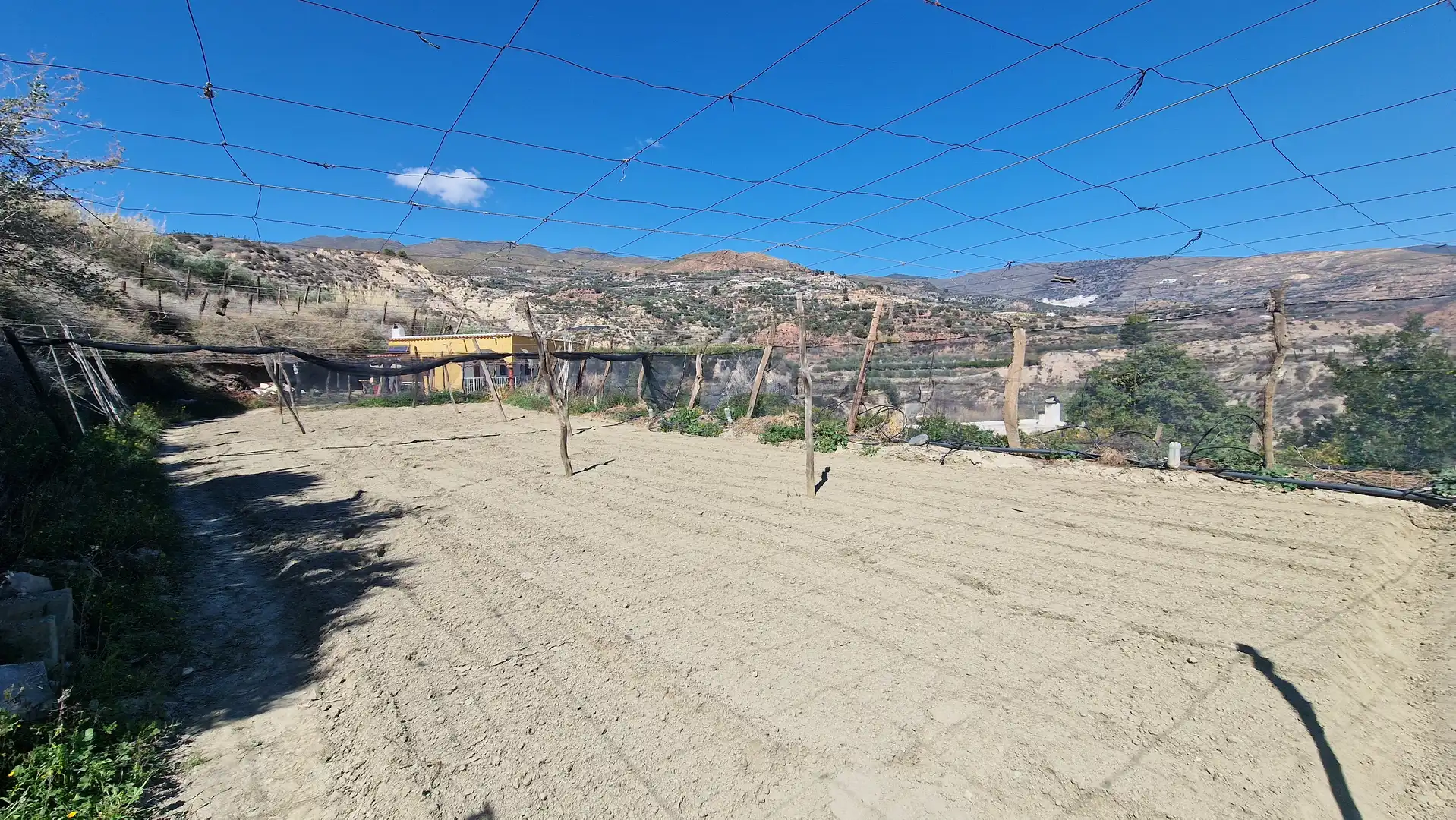 Finca rústica en venda en Canjáyar amb Jardí privat, Terrassa i Traster