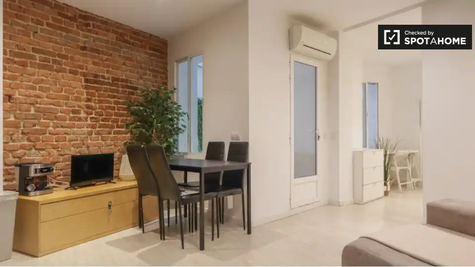 Piso con terraza en alquiler en Chamberí, imagen 3