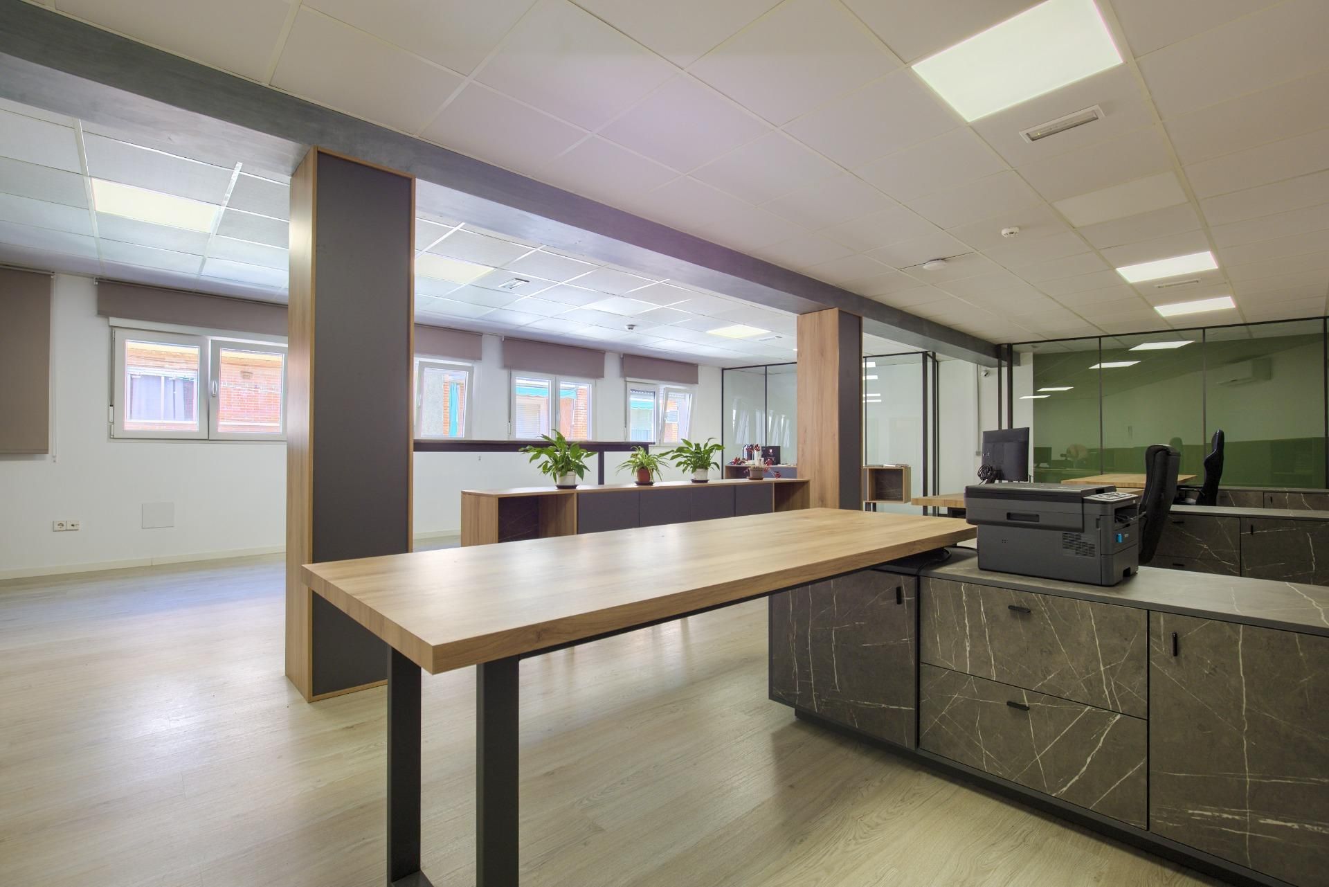 Nau industrial en venda a La Fortuna