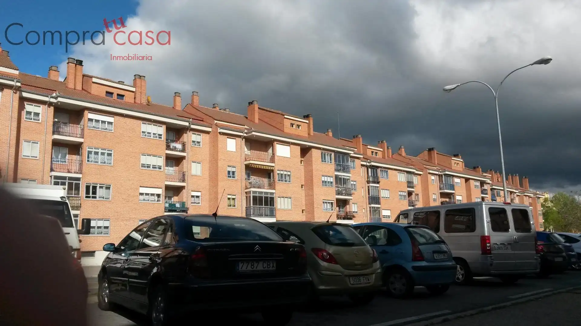 Vista exterior de Local en venda en Segovia