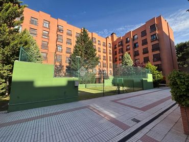 Piso en venta en C/ de Campezo