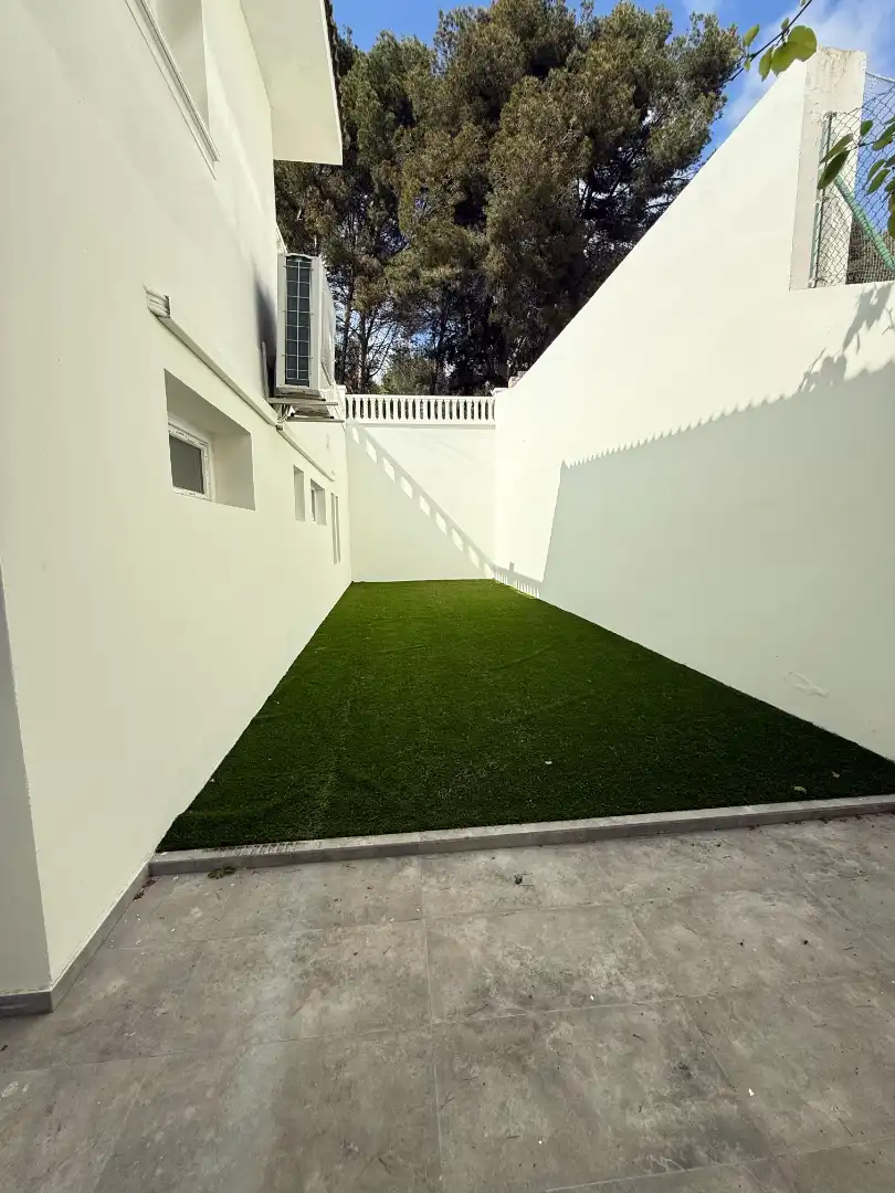 Jardí de Casa o xalet en venda en Castelldefels amb Aire condicionat, Calefacció i Jardí privat