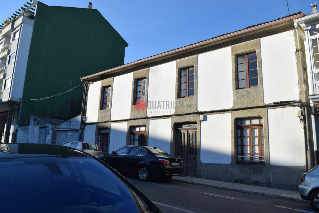 Exterior view of House or chalet for sale in A Pobra do Caramiñal