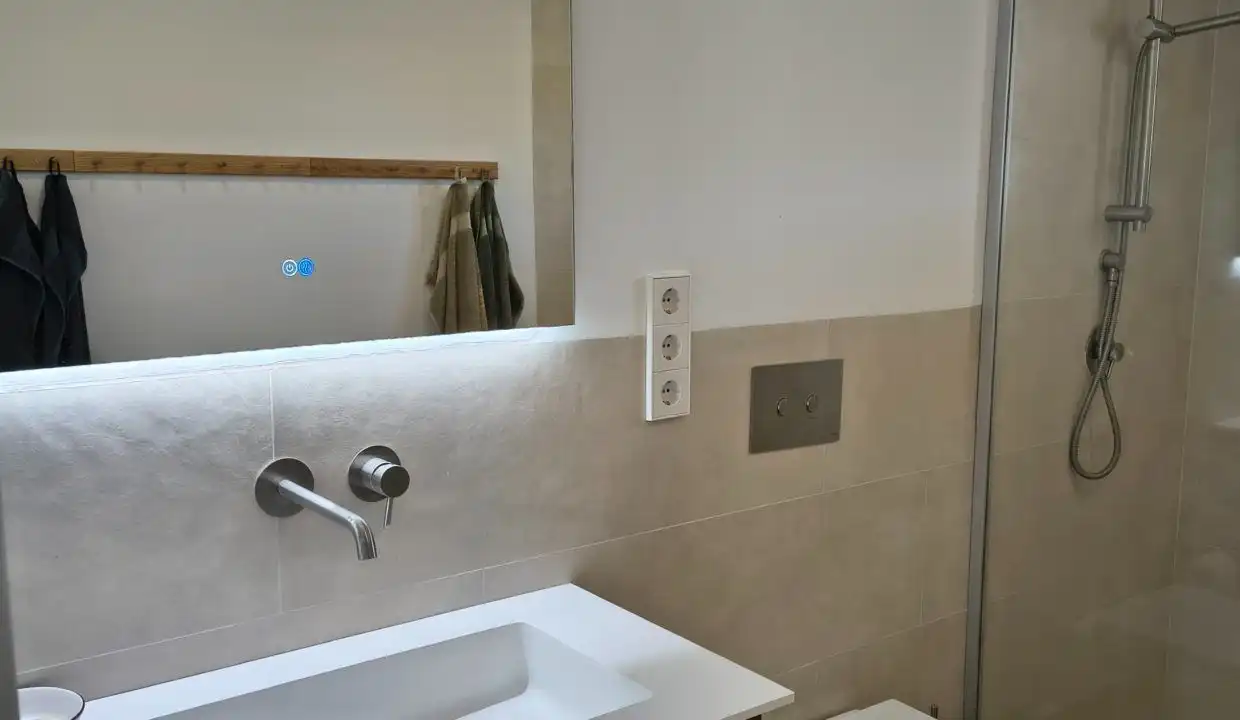 Badezimmer von Maisonette zum Verkauf in Pals mit Klimaanlage, Heizung und Terrasse