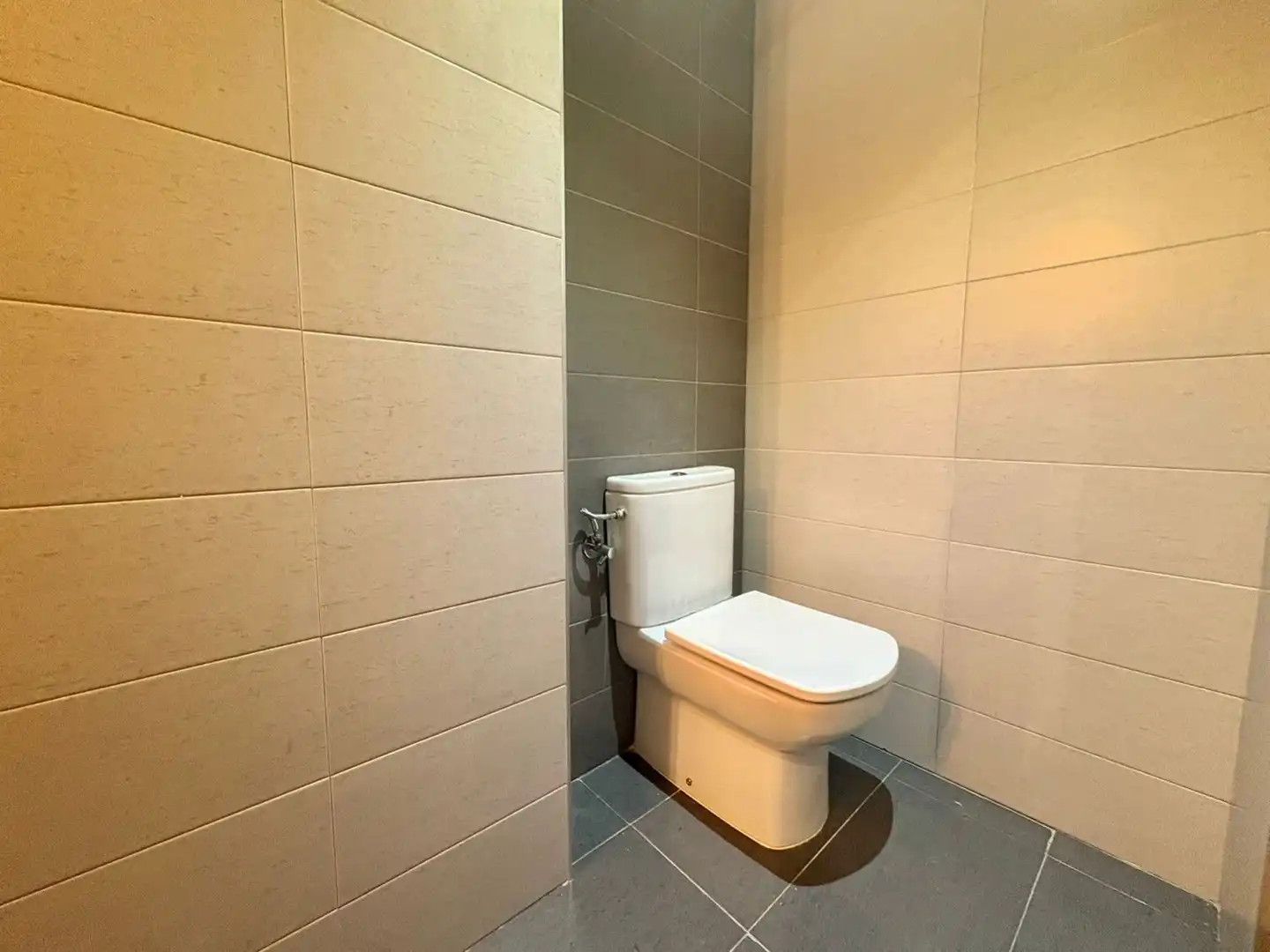 Bathroom of Houses for sale in Sueca  with Air Conditioner, Heating and Terrace