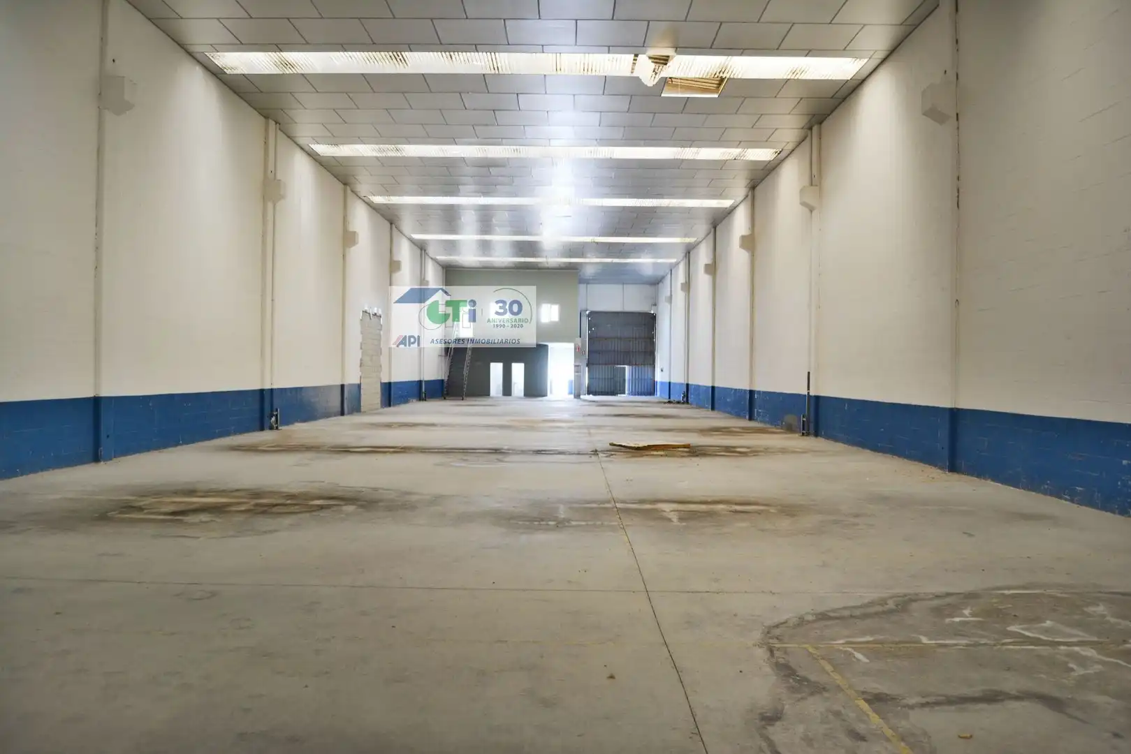 Industrial buildings for rent in La Puebla de Alfindén