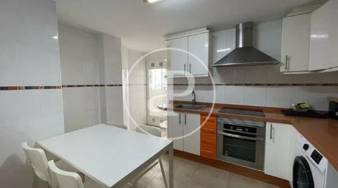 Foto 4 de Piso de alquiler en Carrer de Sant Jacint Castanyeda, Mont-Olivet, Valencia Capital