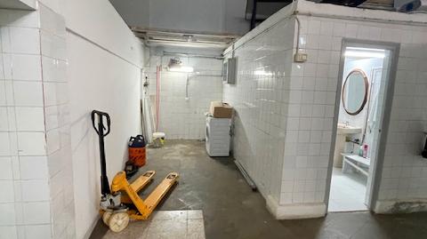 Foto 5 de Edificio en venta en Carrer de Costabona, Ciutat Meridiana,  Barcelona Capital