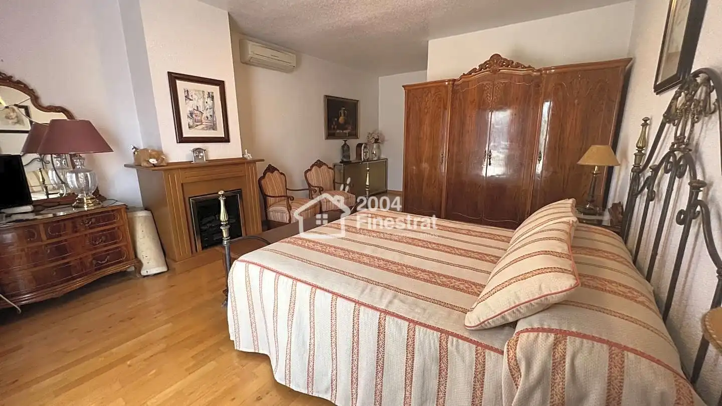 Habitación de Casa o chalet en venta en Benidorm