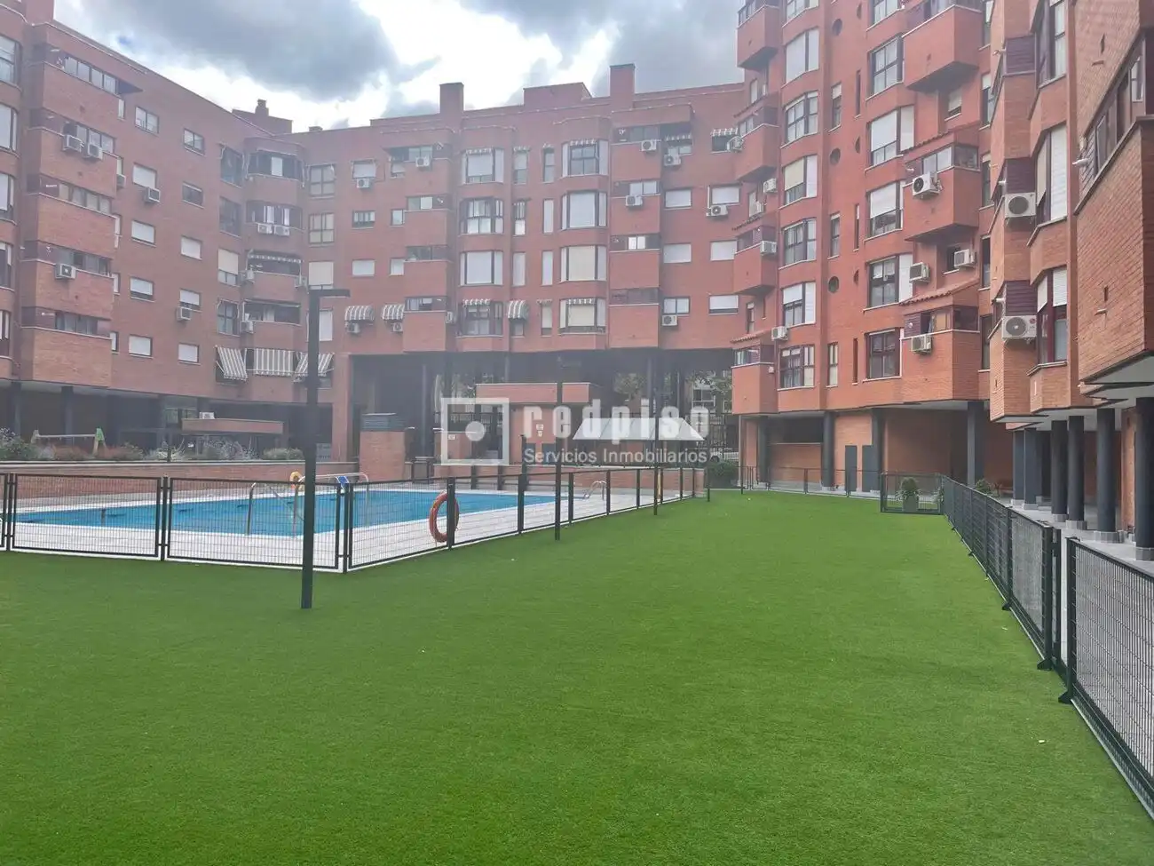 Jardín de Piso en venta en Alcorcón con Aire acondicionado, Calefacción y Jardín privado