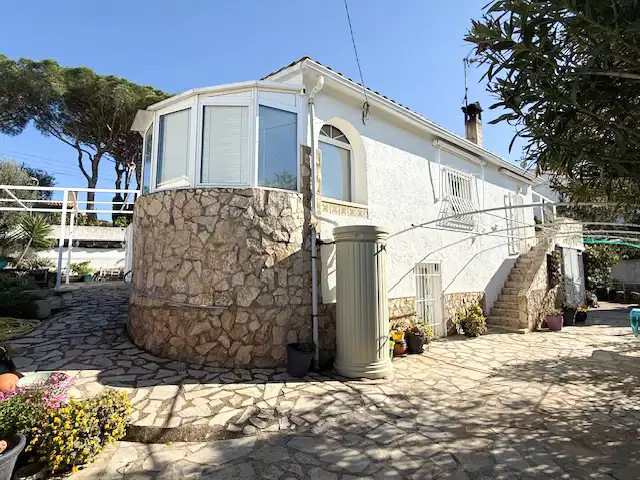 Villa con terrazza in vendita a Carrer Mare de Déu de Núria