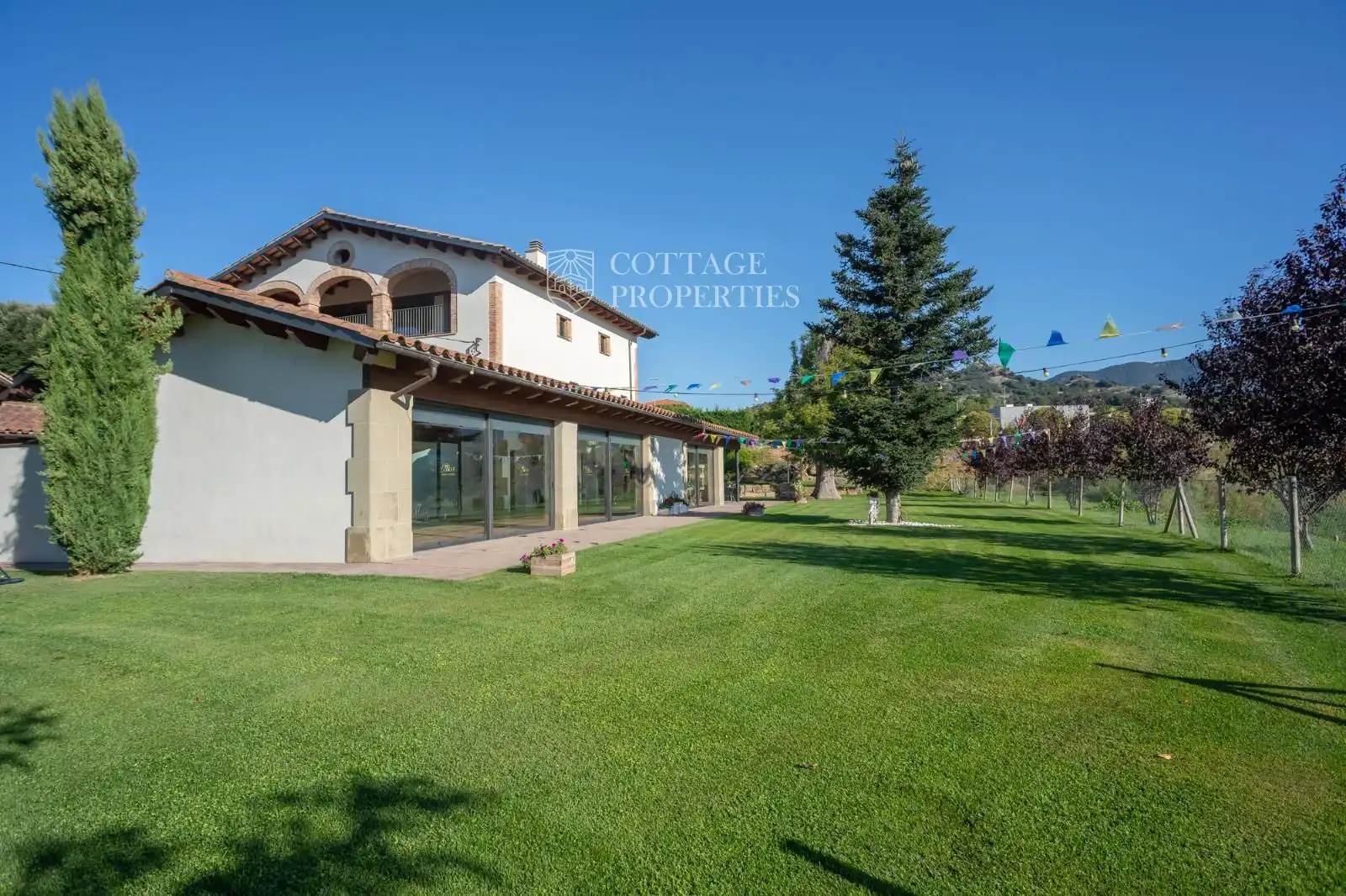 Vista exterior de Finca rústica en venta en Torelló con Terraza y Amueblado