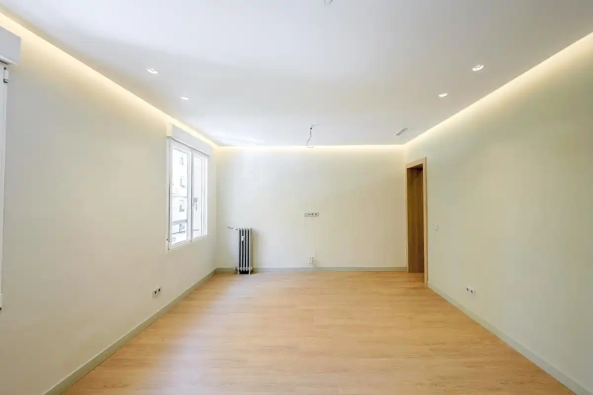 Living room of Flat for sale in Madrid  with Air Conditioner and Heating