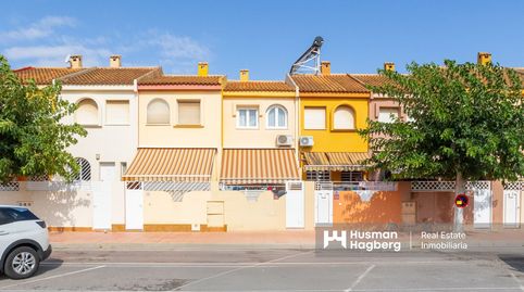 Foto 2 de Casa adosada en venta en Santiago de la Ribera, San Javier