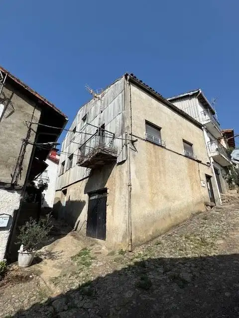 Vista exterior de Casa o xalet en venda en Herguijuela de la Sierra amb Traster i Balcó