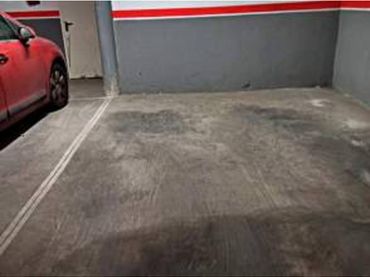 Parking to rent in Plaza VALDECALEROS