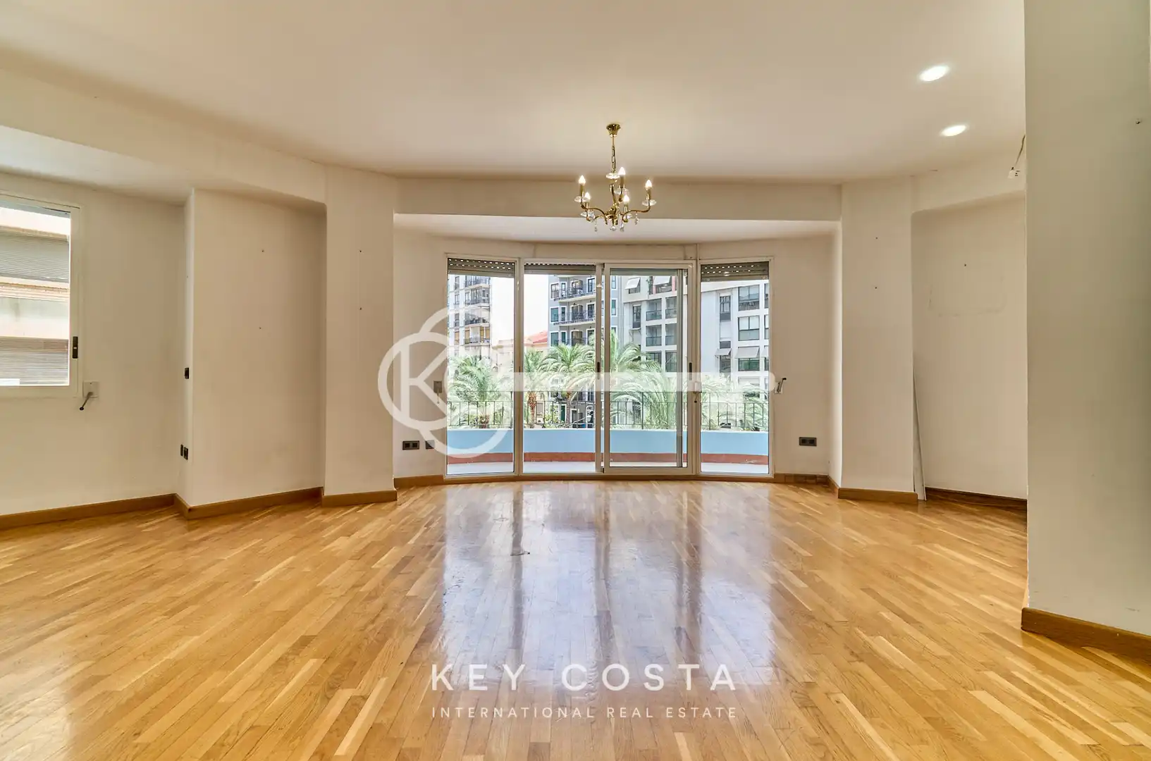 Piso con terraza en venta en Calle Poeta Vila y Blanco, imagen 4
