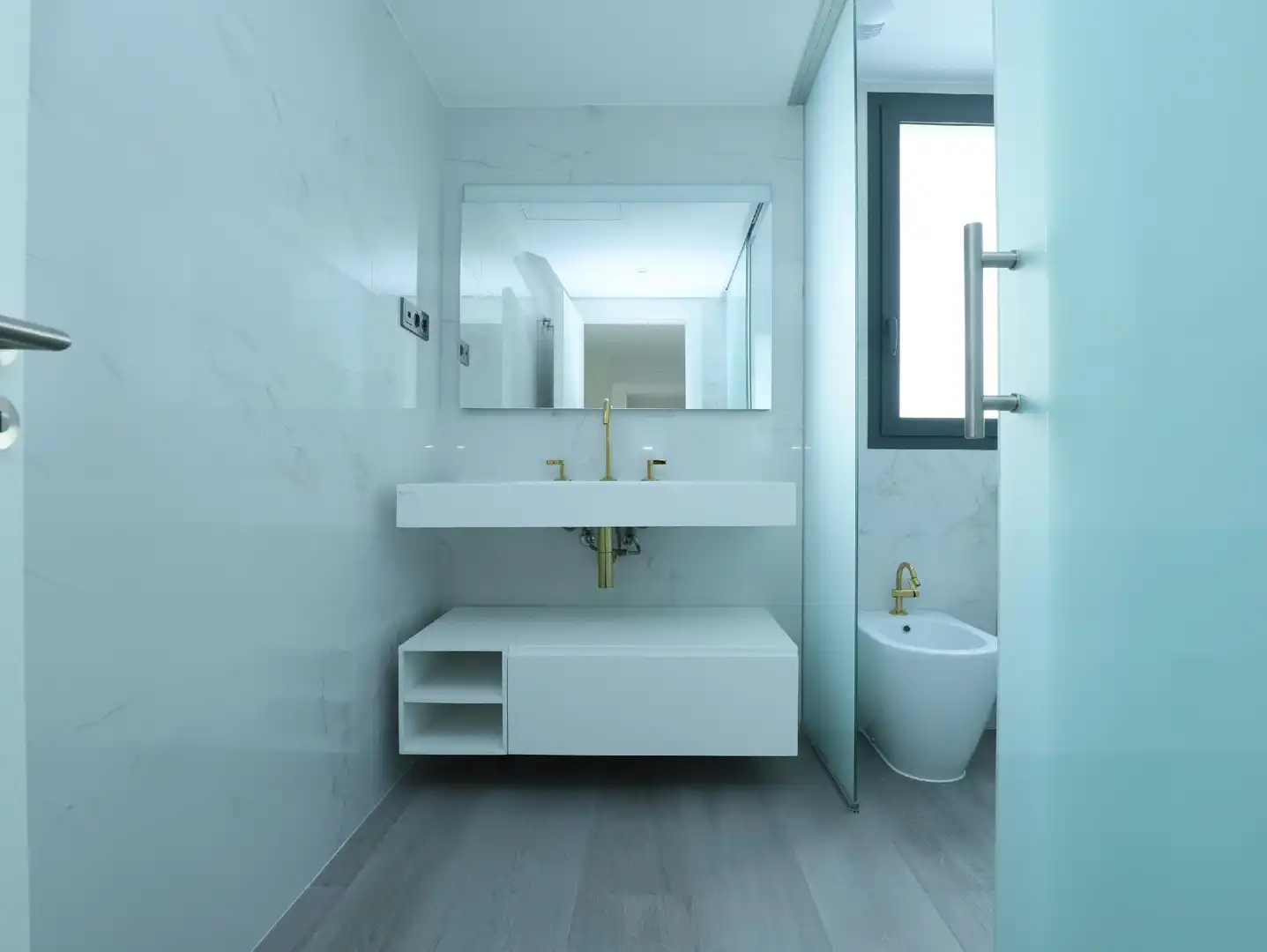Baño de Ático en venta en Esplugues de Llobregat con Aire acondicionado, Calefacción y Jardín privado