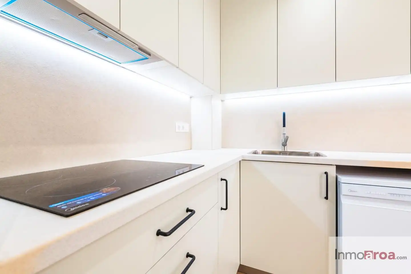 Kitchen of Flat for rent in Castellón de la Plana / Castelló de la Plana  with Air Conditioner, Heating and Furnished
