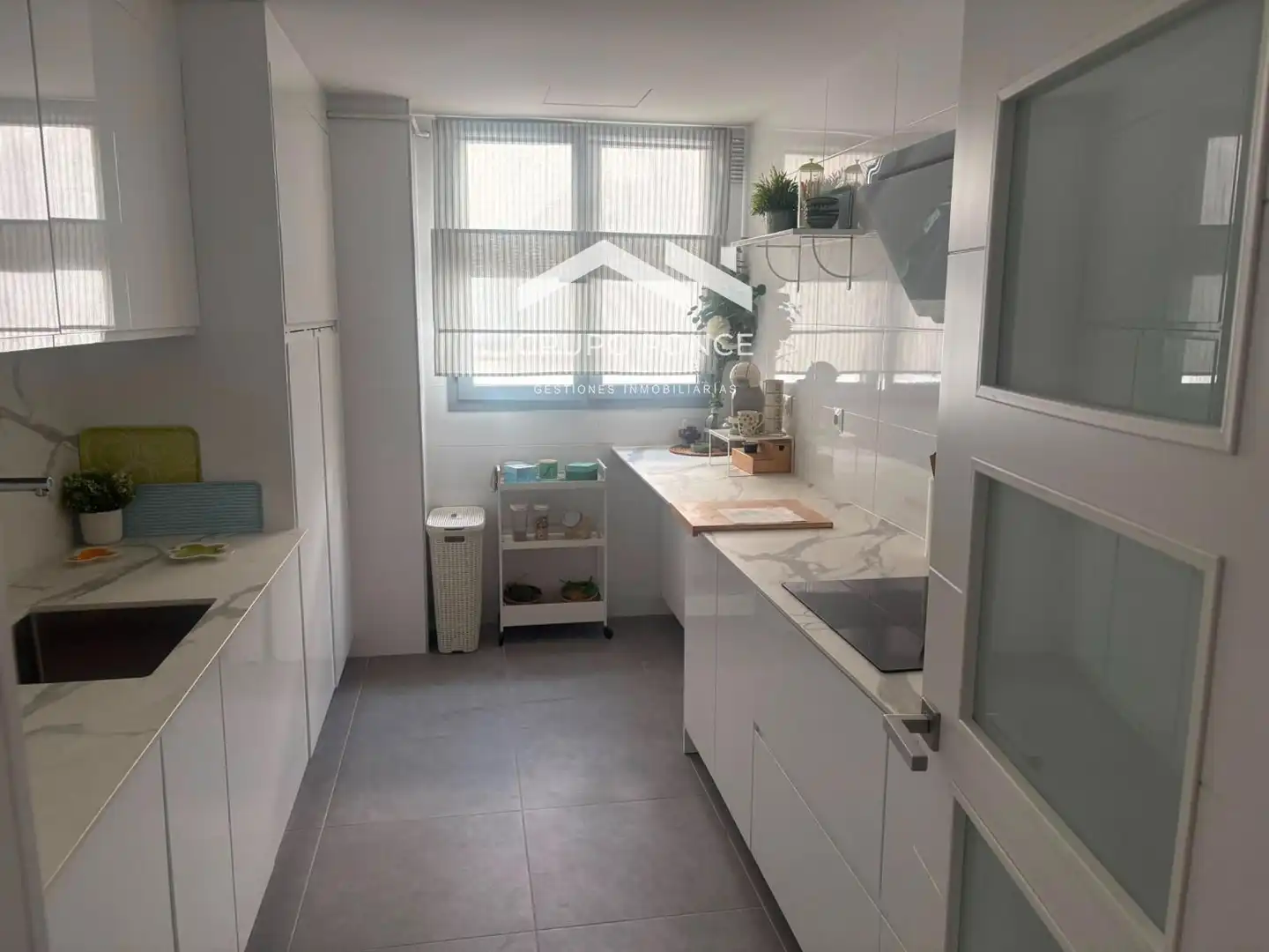 Küche von Wohnung zum Verkauf in Jerez de la Frontera mit Abstellraum, Schwimmbad und Gemeinschaftspool