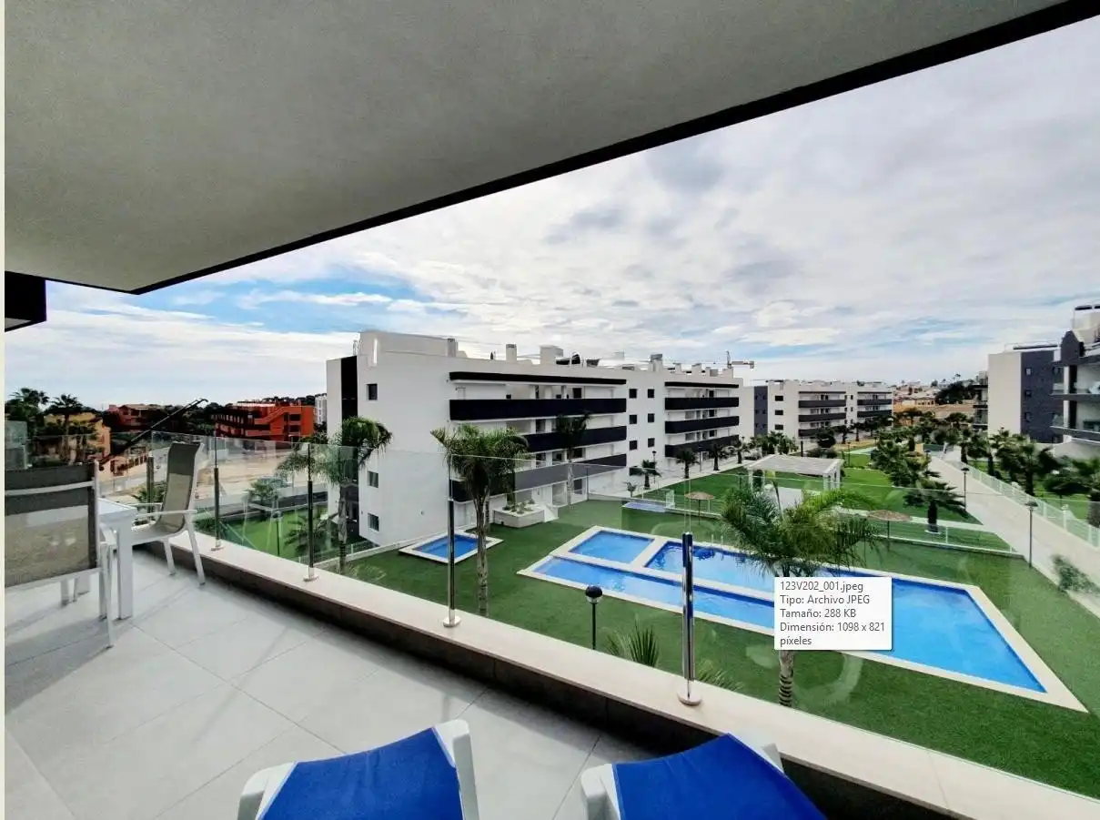 Apartamento con piscina en venta en Orihuela Costa, imagen 12