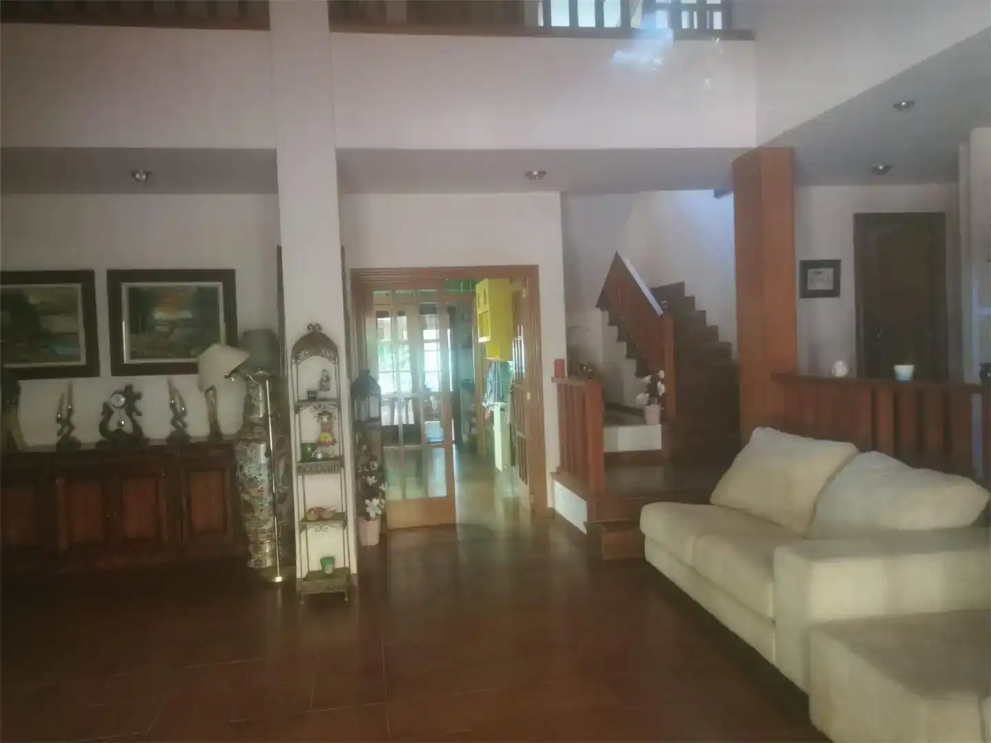 Sala d'estar de Casa o xalet en venda en Canals amb Aire condicionat, Jardí privat i Parquet