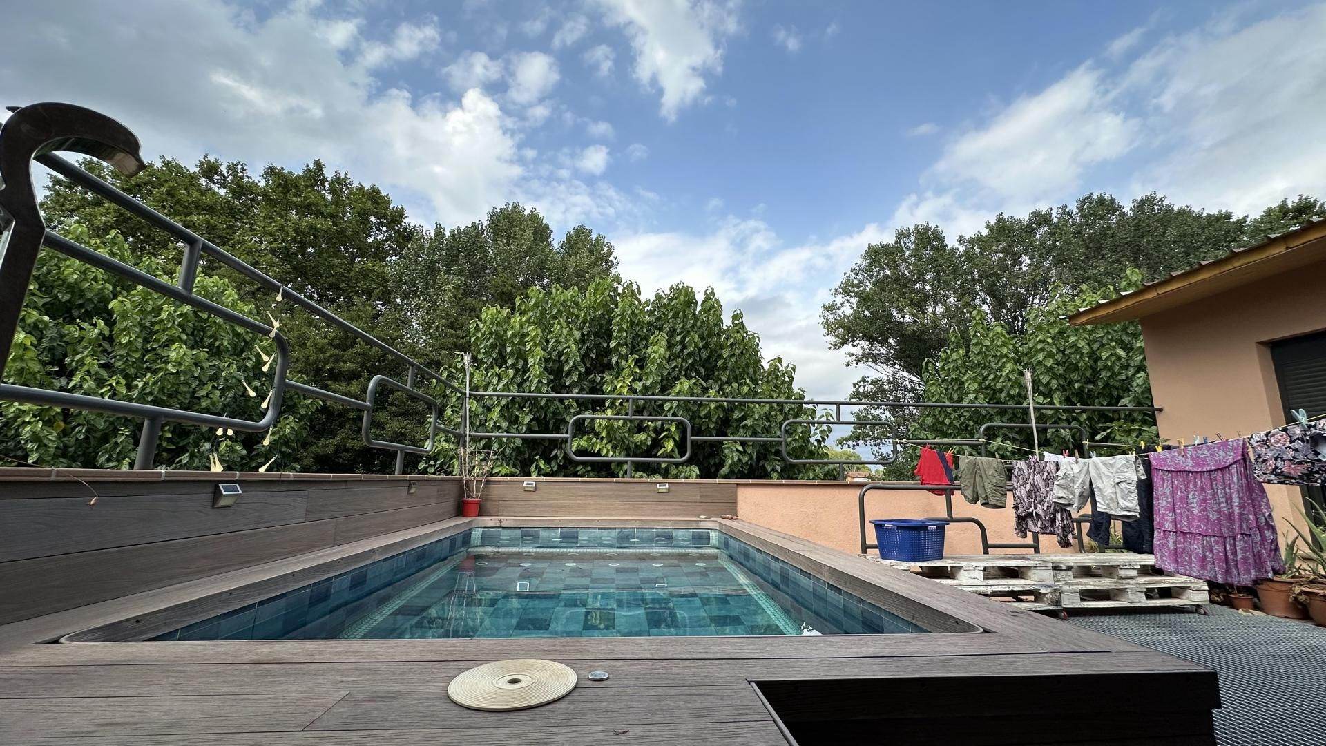 Piscina de Casa adosada en venta en Sant Celoni