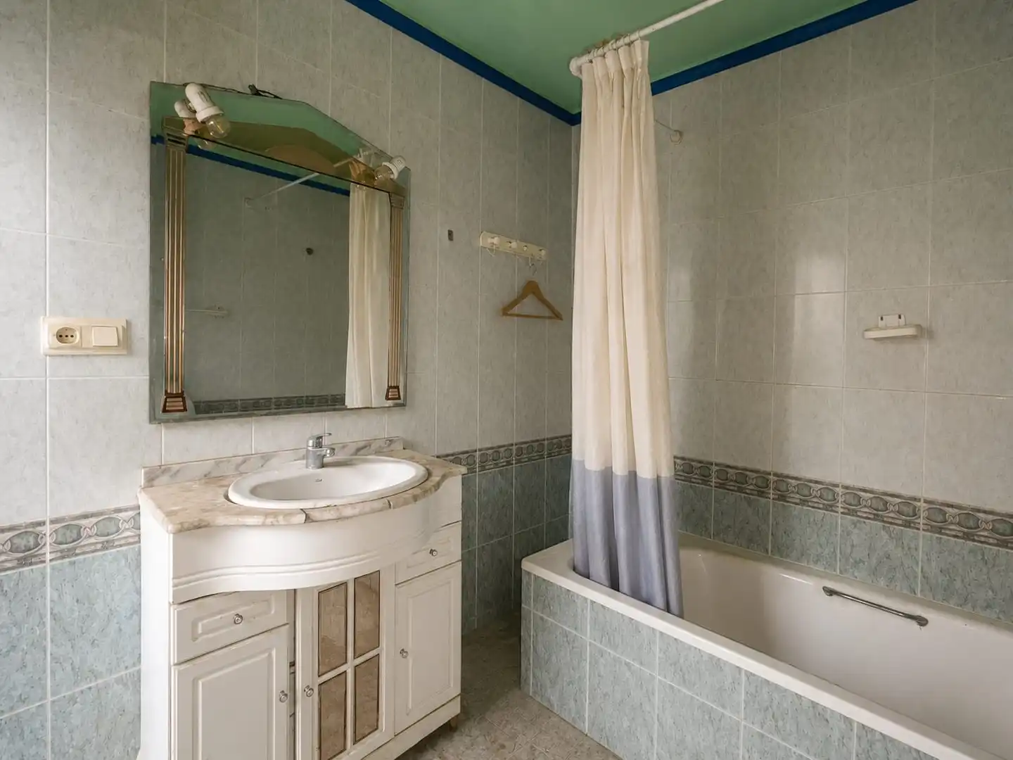 Bany de Casa o xalet en venda en Sagunto / Sagunt