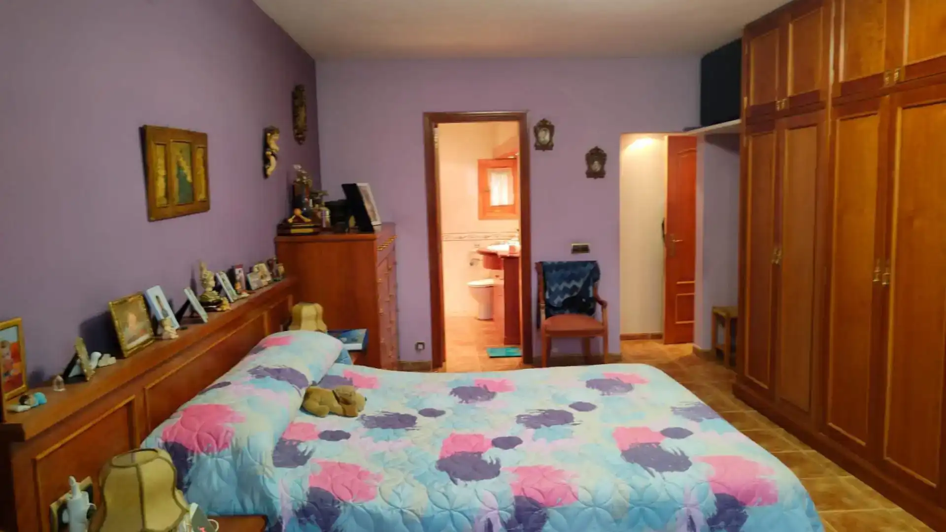 Habitación de Finca rústica en venta en Flix con Aire acondicionado, Piscina y Balcón