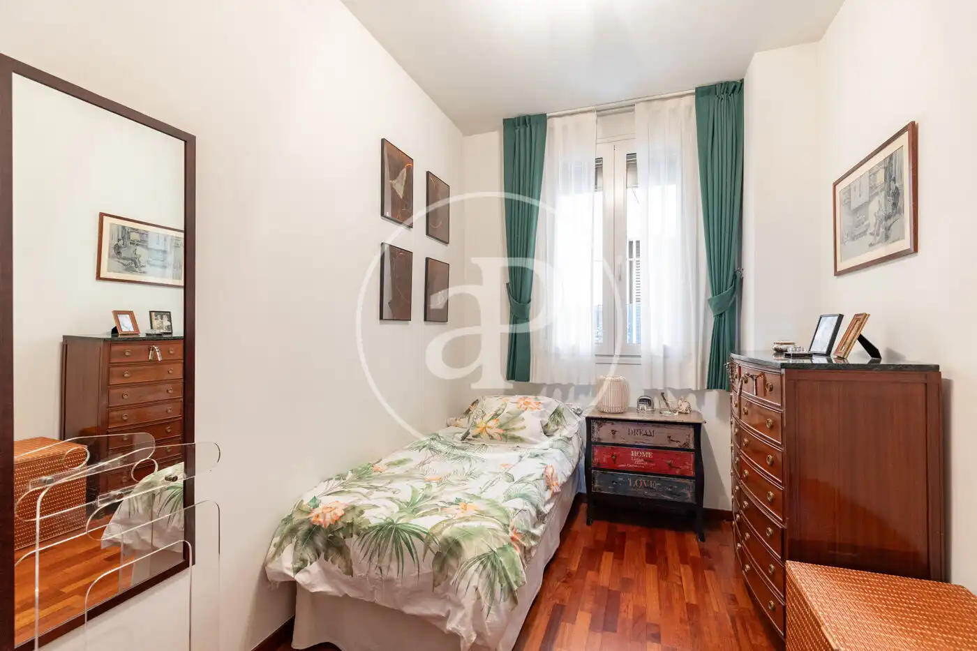 Habitación de Piso en venta en Barcelona con Calefacción y Terraza