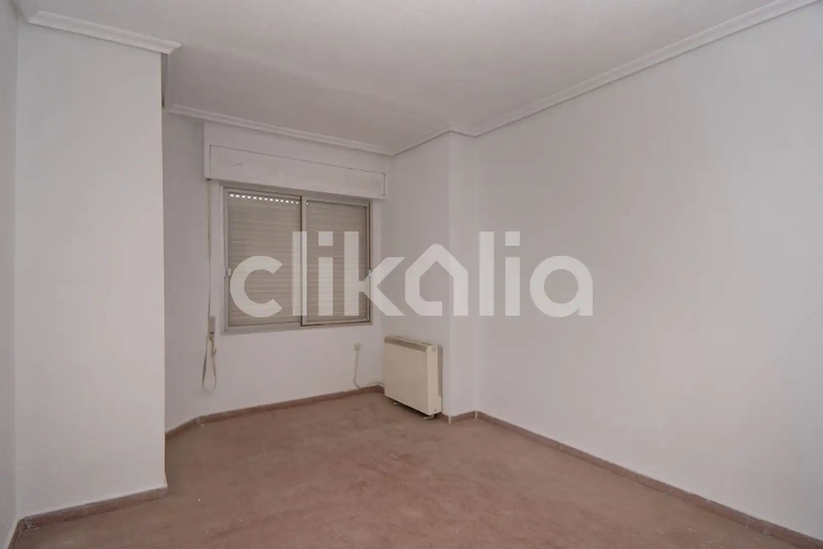 Habitación de Piso en venta en Caravaca de la Cruz con Calefacción, Terraza y Trastero