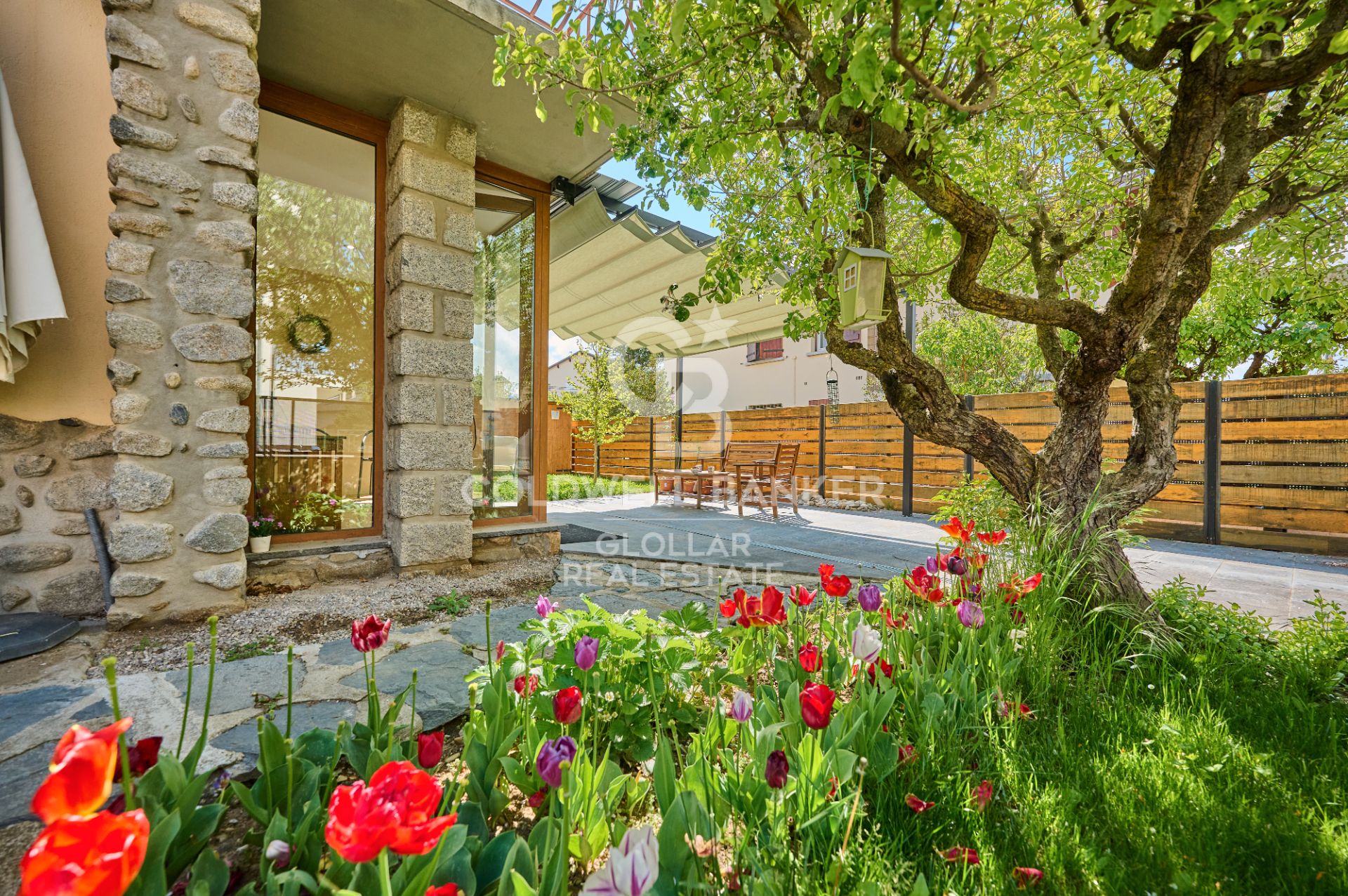 Garden of Planta baja for sale in Bourg - Madame  with Heating, Private garden and Parquet flooring