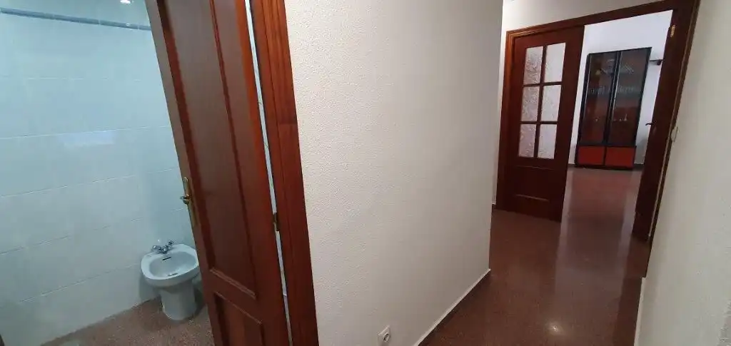 Wohnung zur Miete in Petrer mit Möbliert, Ofen und Waschmaschine