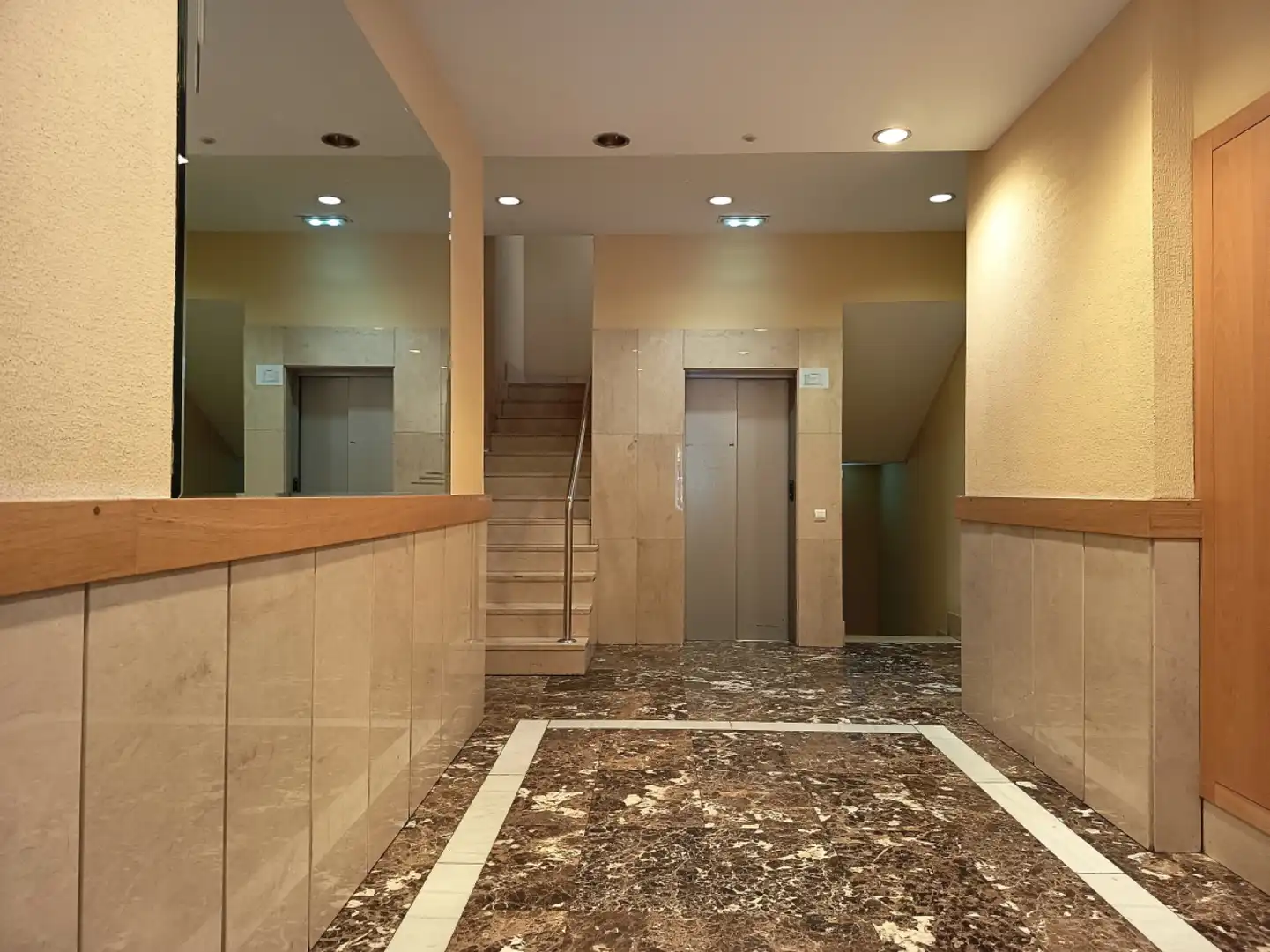 Flat for rent in Gijón   with Heating, Terrace and Balcony