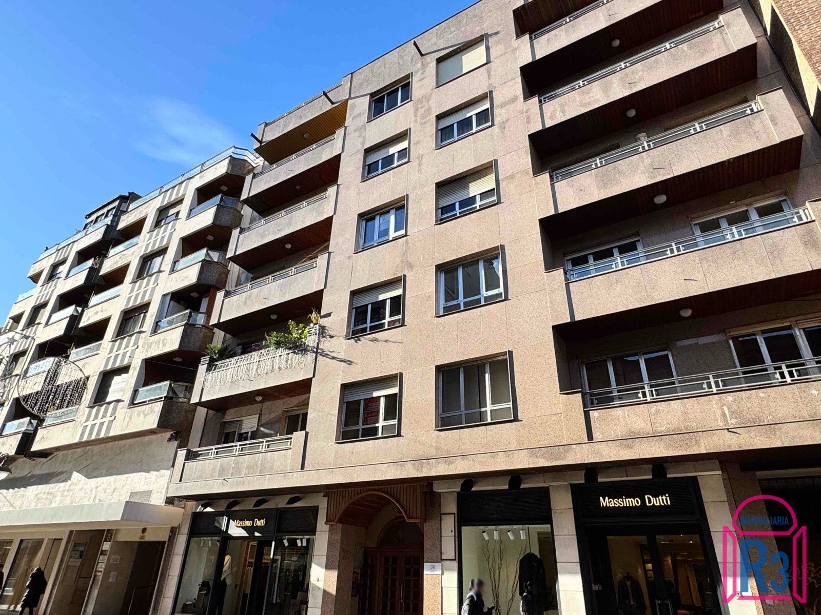 Exterior view of Flat for sale in León Capital   with Heating and Terrace