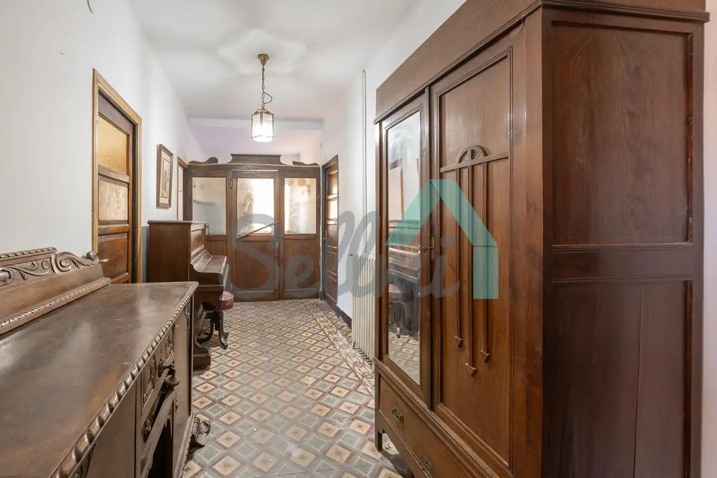 Buildings for sale in Oviedo 