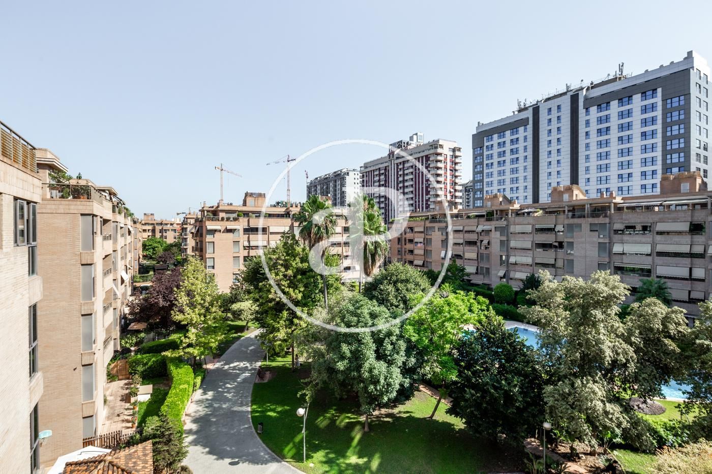 Vista exterior de Pis de lloguer en  Valencia Capital amb Aire condicionat, Calefacció i Jardí privat