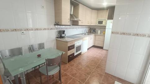 Foto 4 de Casa adosada en venda a Plaza Santa Isabel , Huétor Tájar, Granada